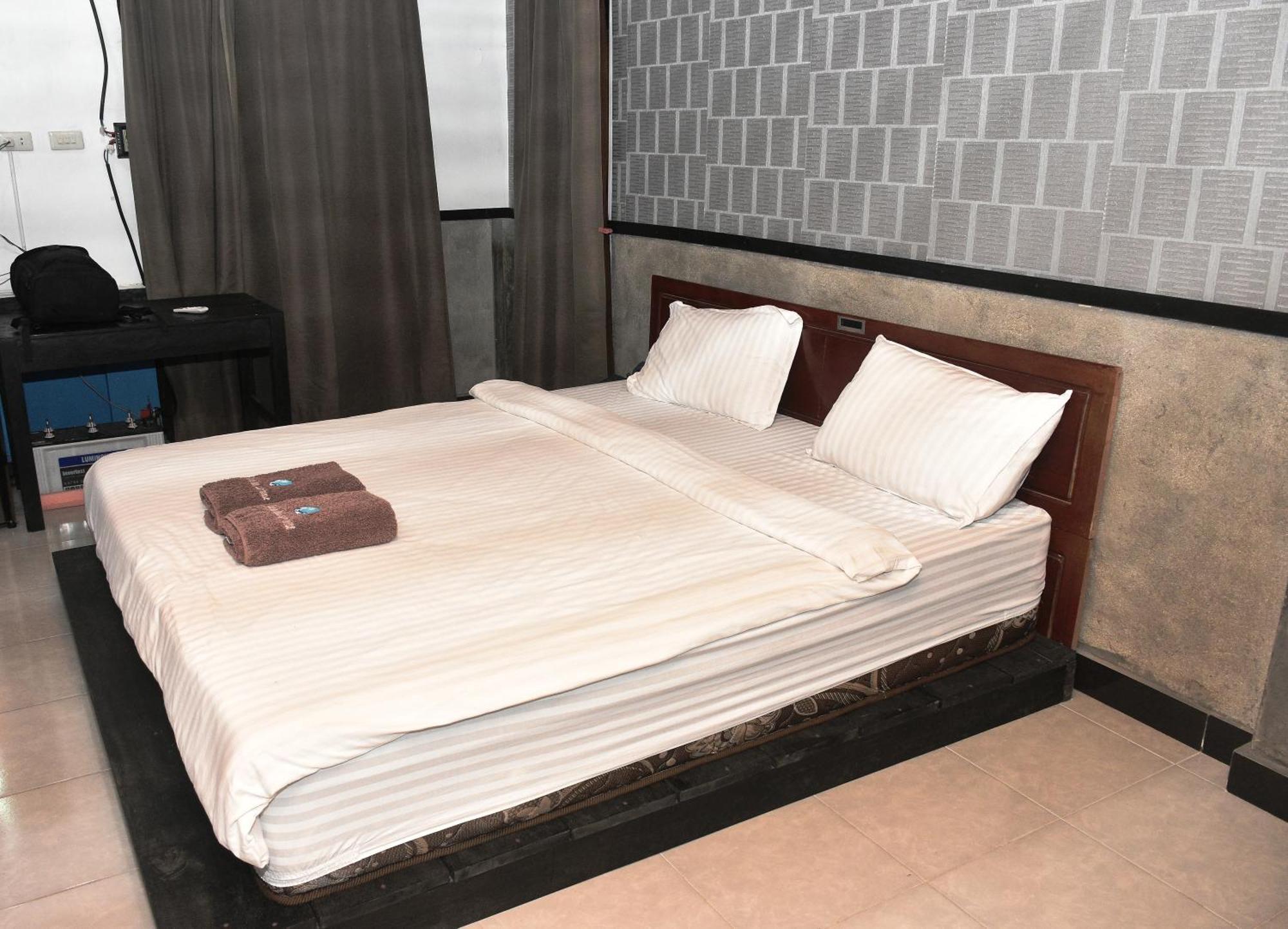 Oseda Nias Surf House Otel Hilibotodane Dış mekan fotoğraf