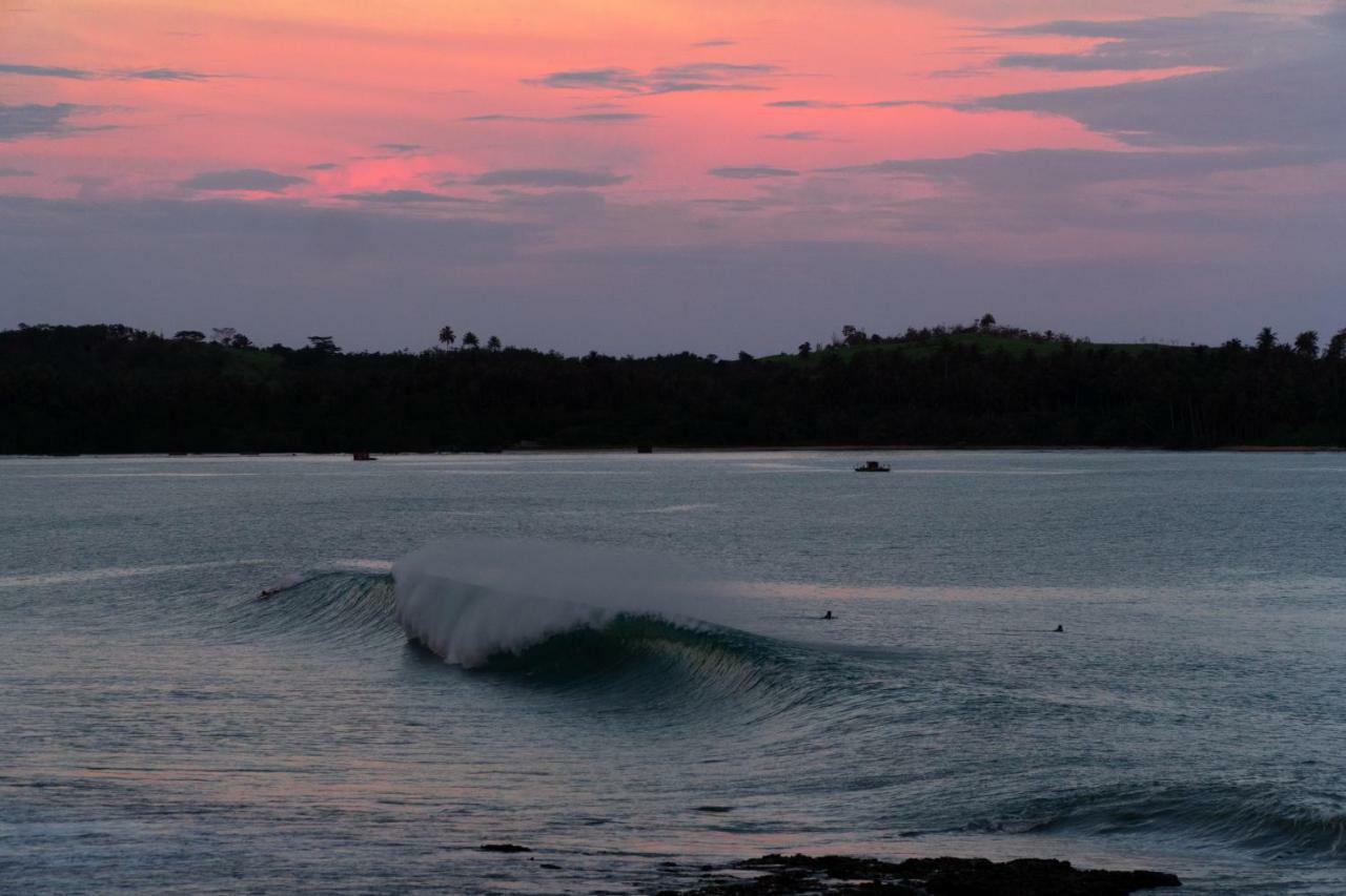 Oseda Nias Surf House Otel Hilibotodane Dış mekan fotoğraf